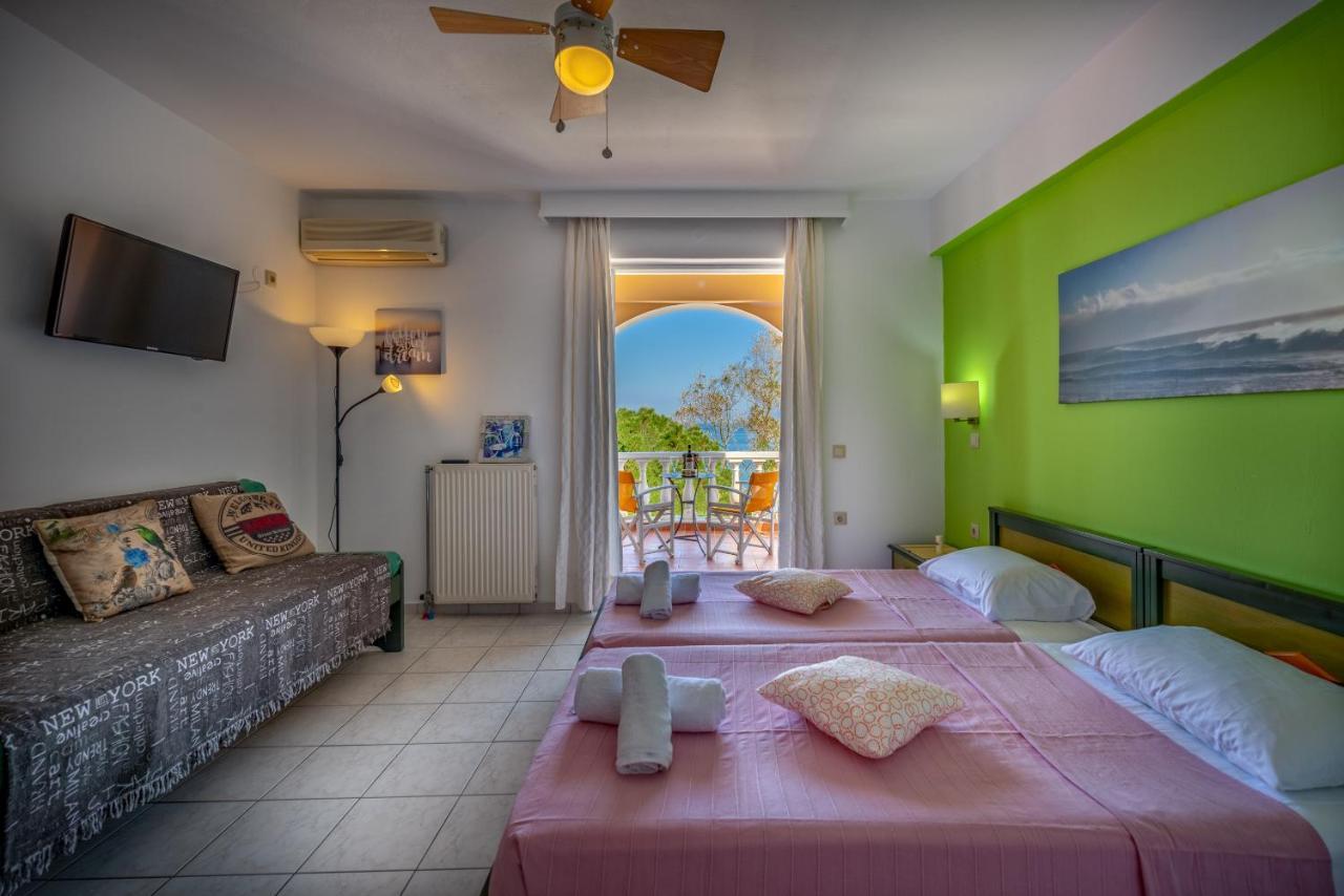Mandy Seafront Apartments Закінф Екстер'єр фото